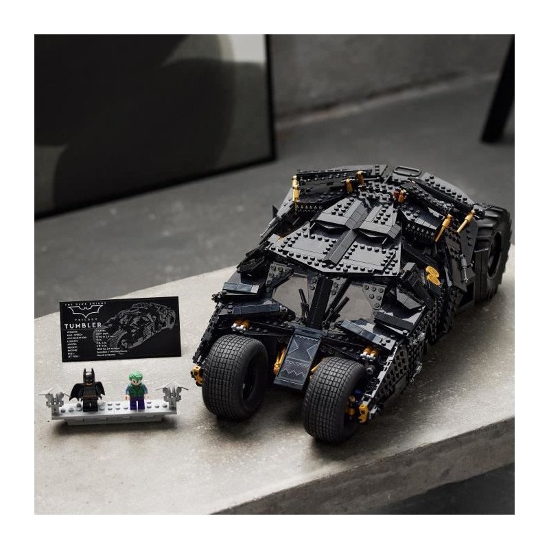 LEGO® 76240 DC Batman La Batmobile™ Tumbler, Set Pour Adultes À Exposer Et  À Collectionner, Idée Cadeau, Maquette Voiture - Cdiscount Jeux - Jouets